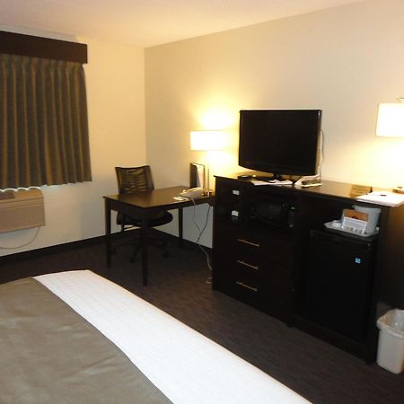 Baymont By Wyndham Owatonna Hotel Eksteriør billede