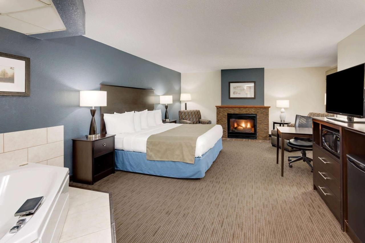 Baymont By Wyndham Owatonna Hotel Eksteriør billede