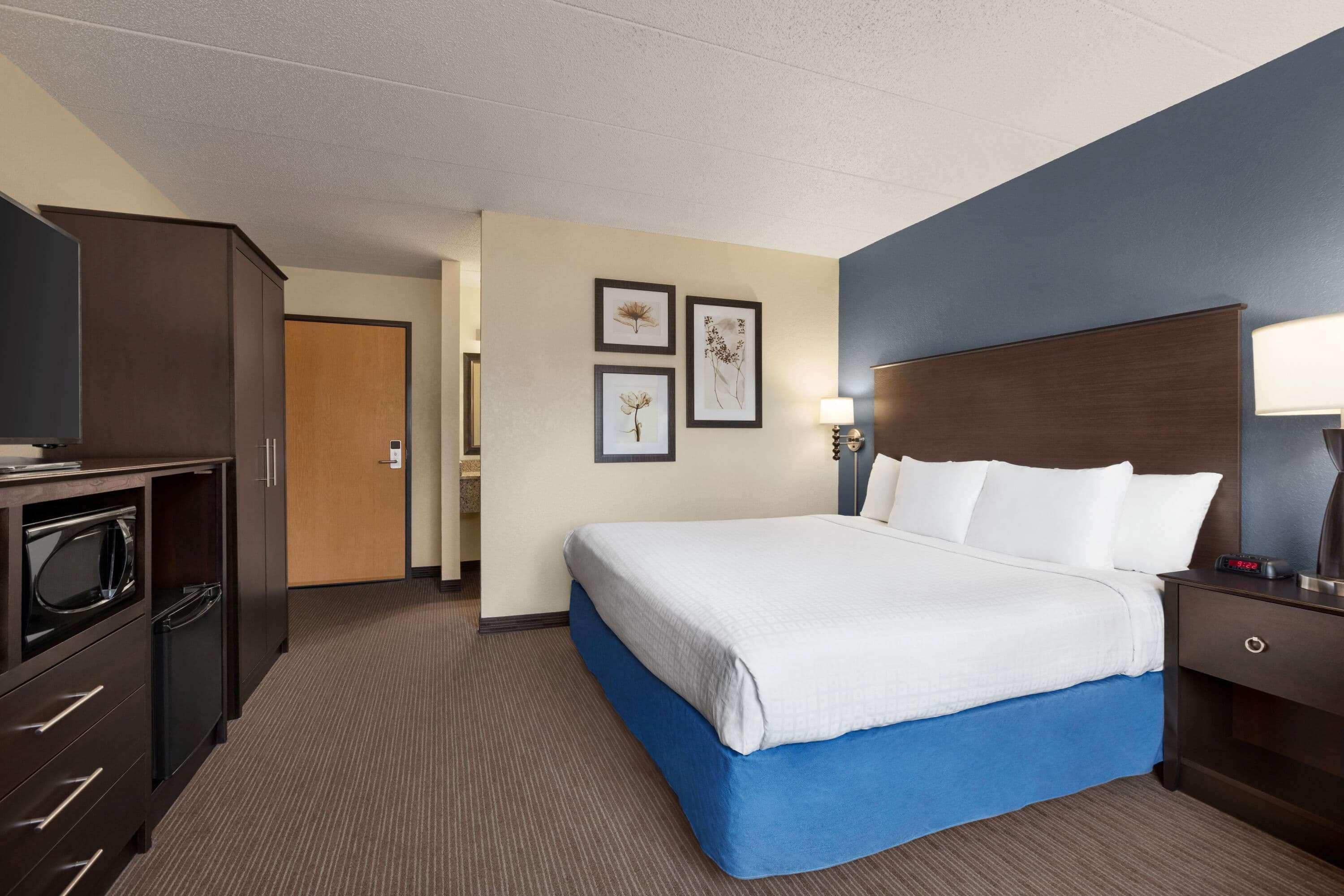 Baymont By Wyndham Owatonna Hotel Eksteriør billede