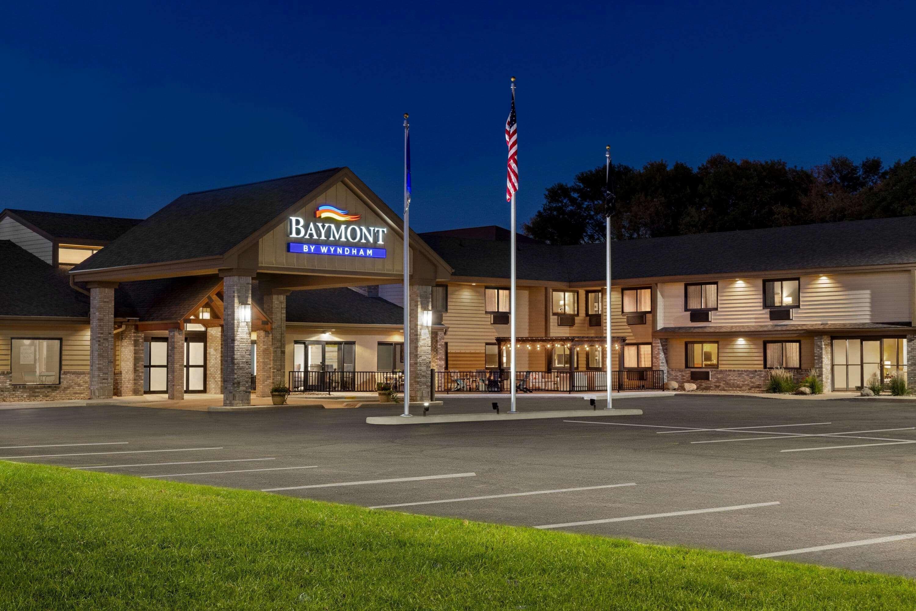 Baymont By Wyndham Owatonna Hotel Eksteriør billede
