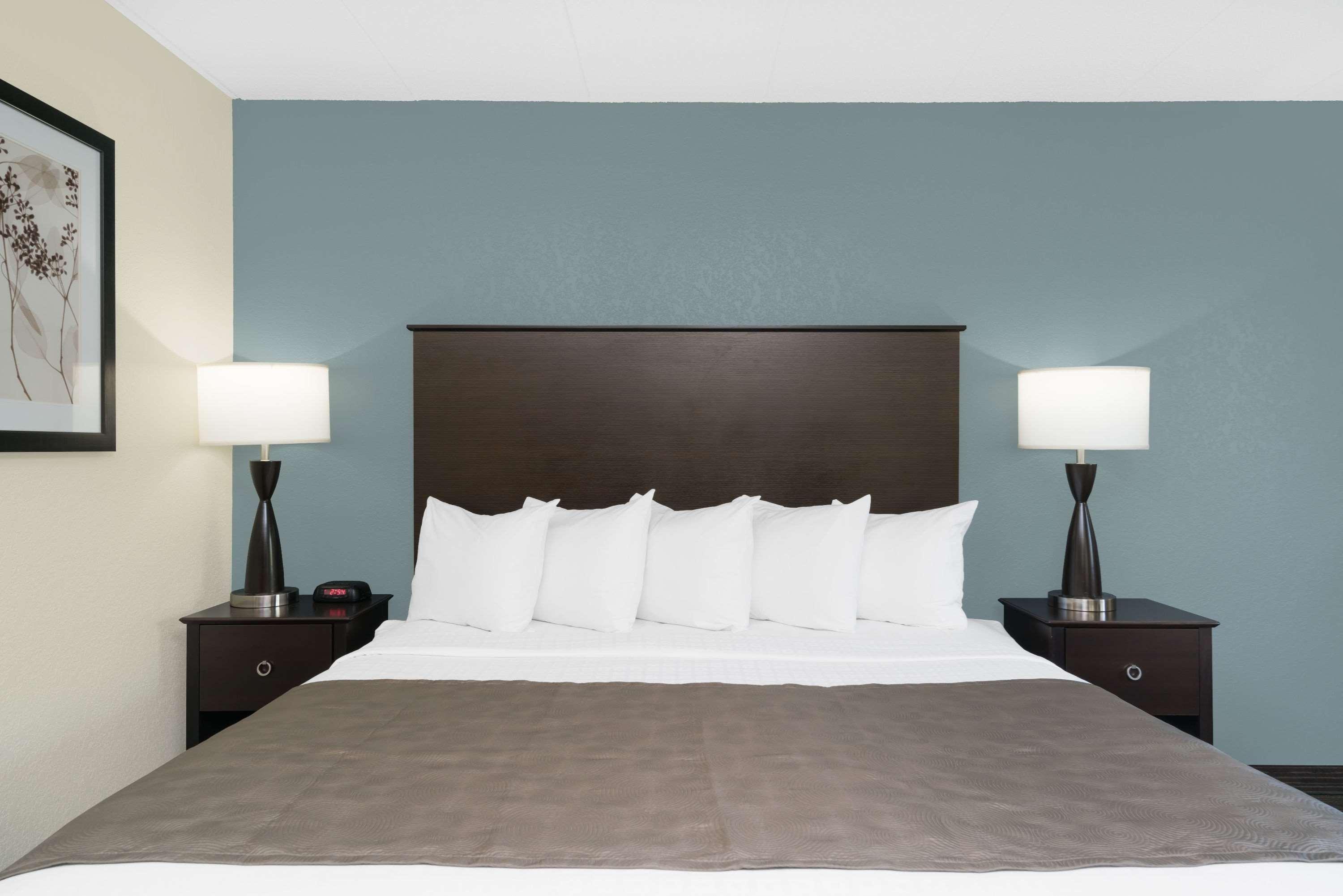 Baymont By Wyndham Owatonna Hotel Eksteriør billede