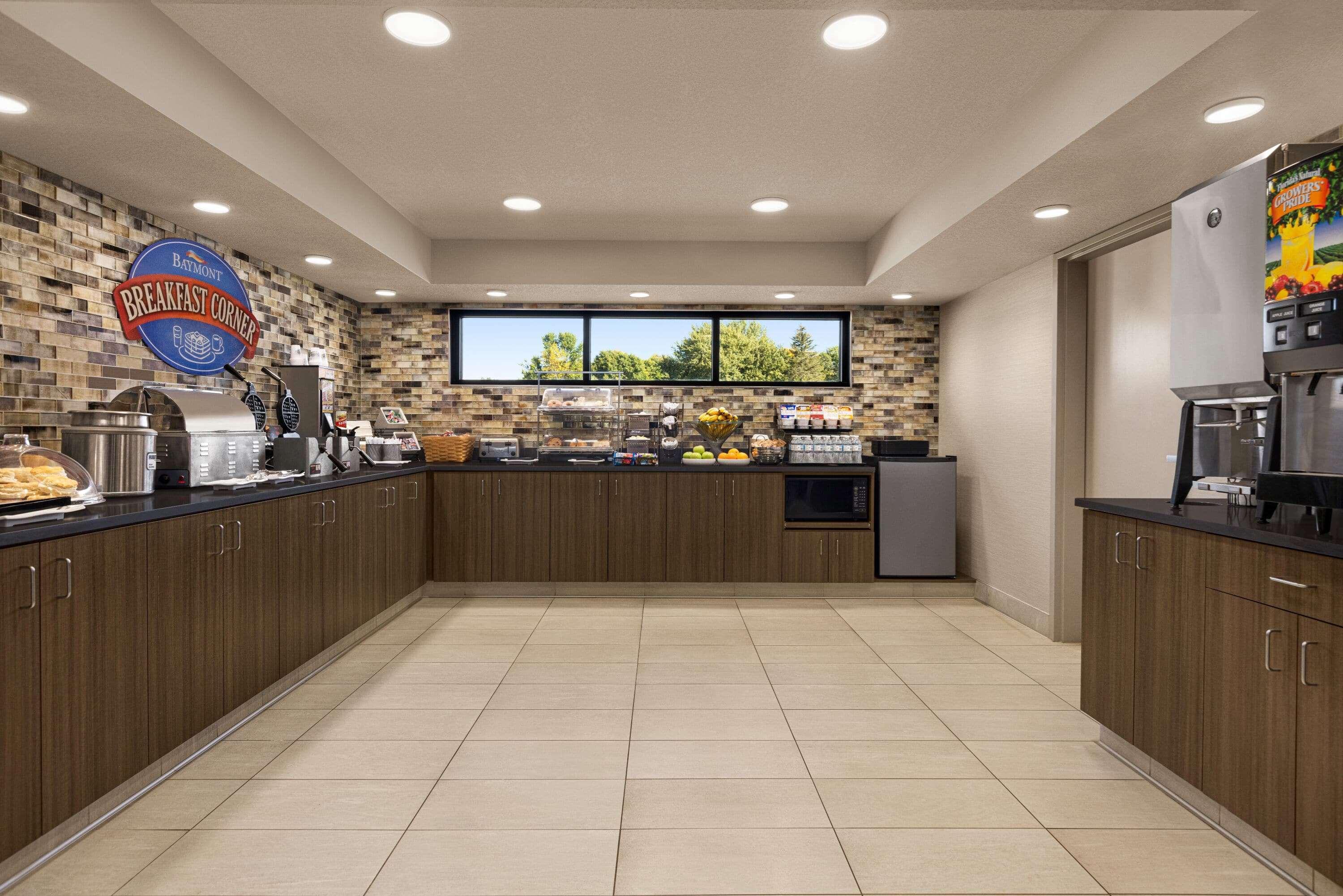Baymont By Wyndham Owatonna Hotel Eksteriør billede
