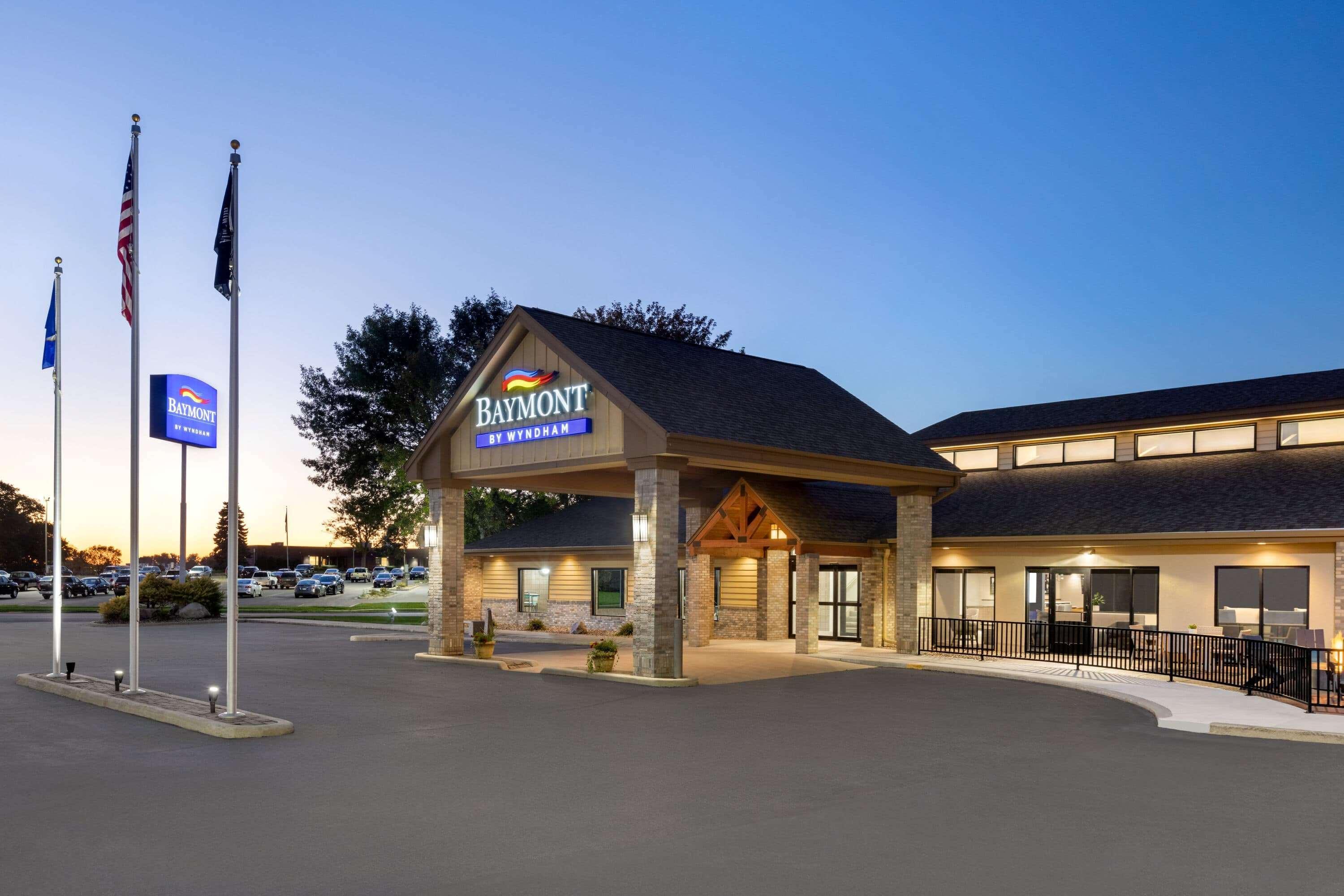 Baymont By Wyndham Owatonna Hotel Eksteriør billede