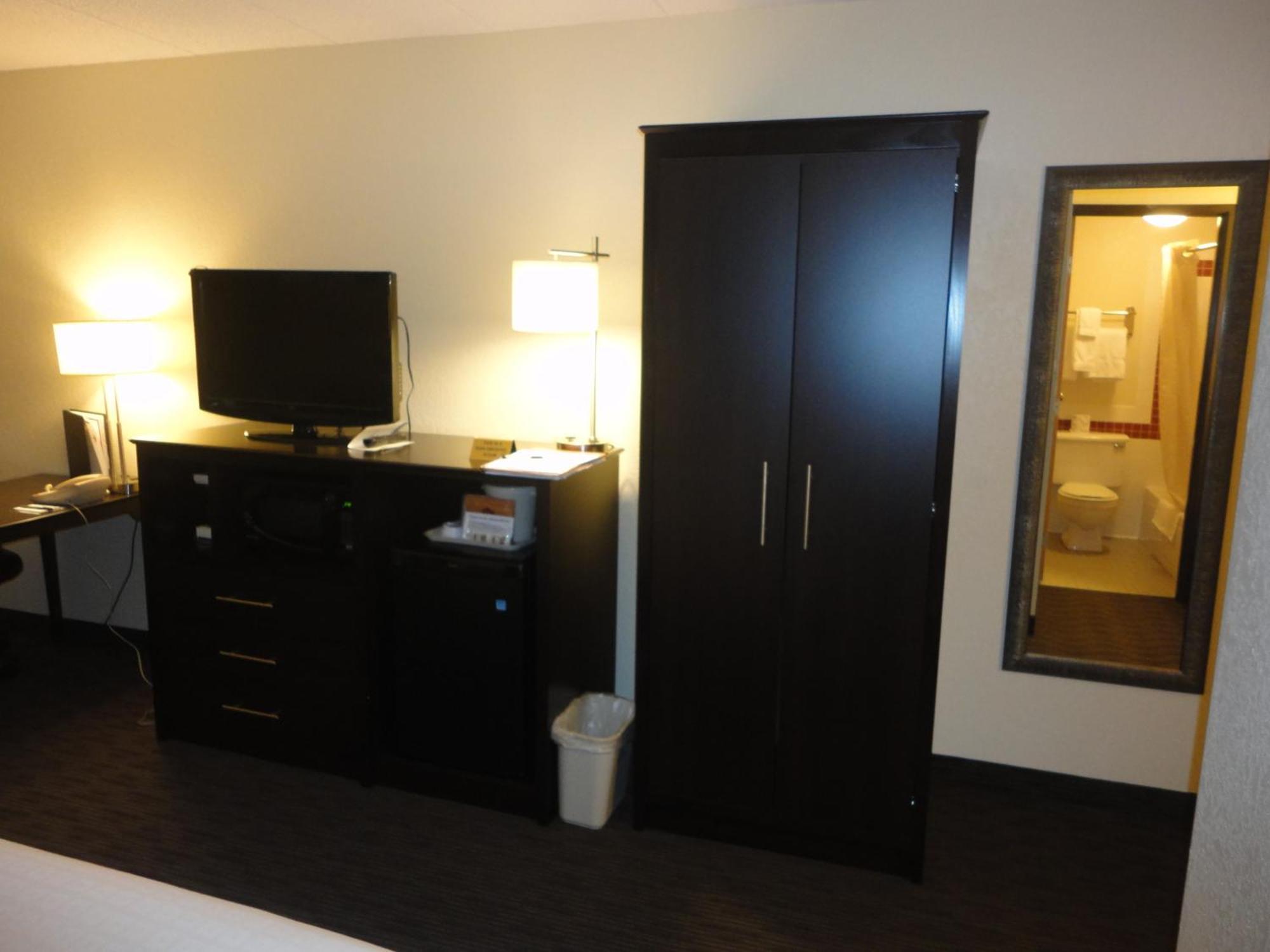 Baymont By Wyndham Owatonna Hotel Eksteriør billede